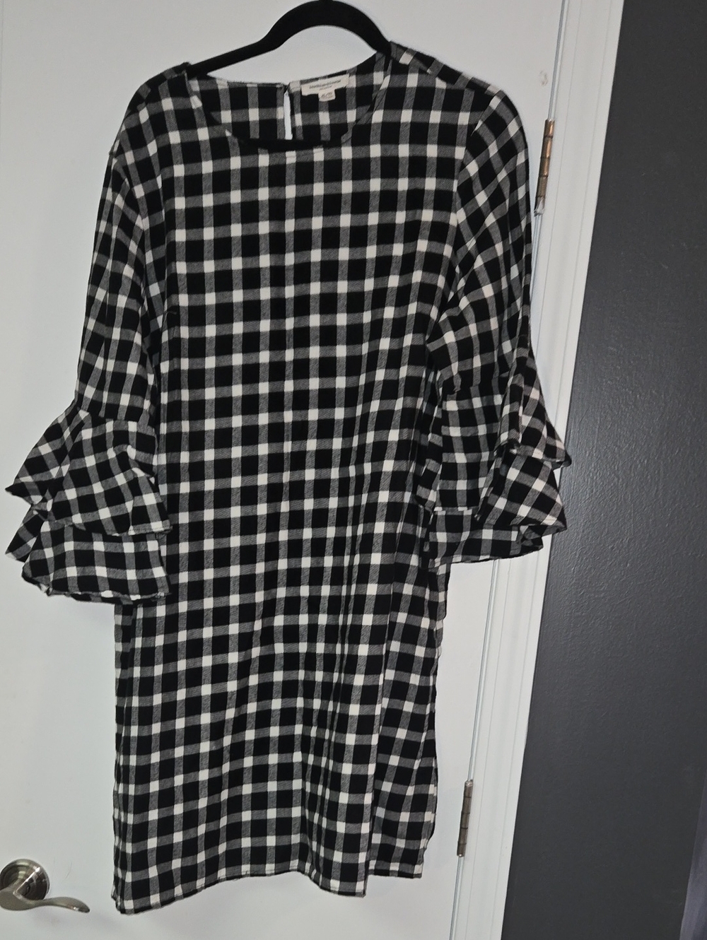 beachlunchlounge Black and White Gingham Ruffle-Sleeve Dress